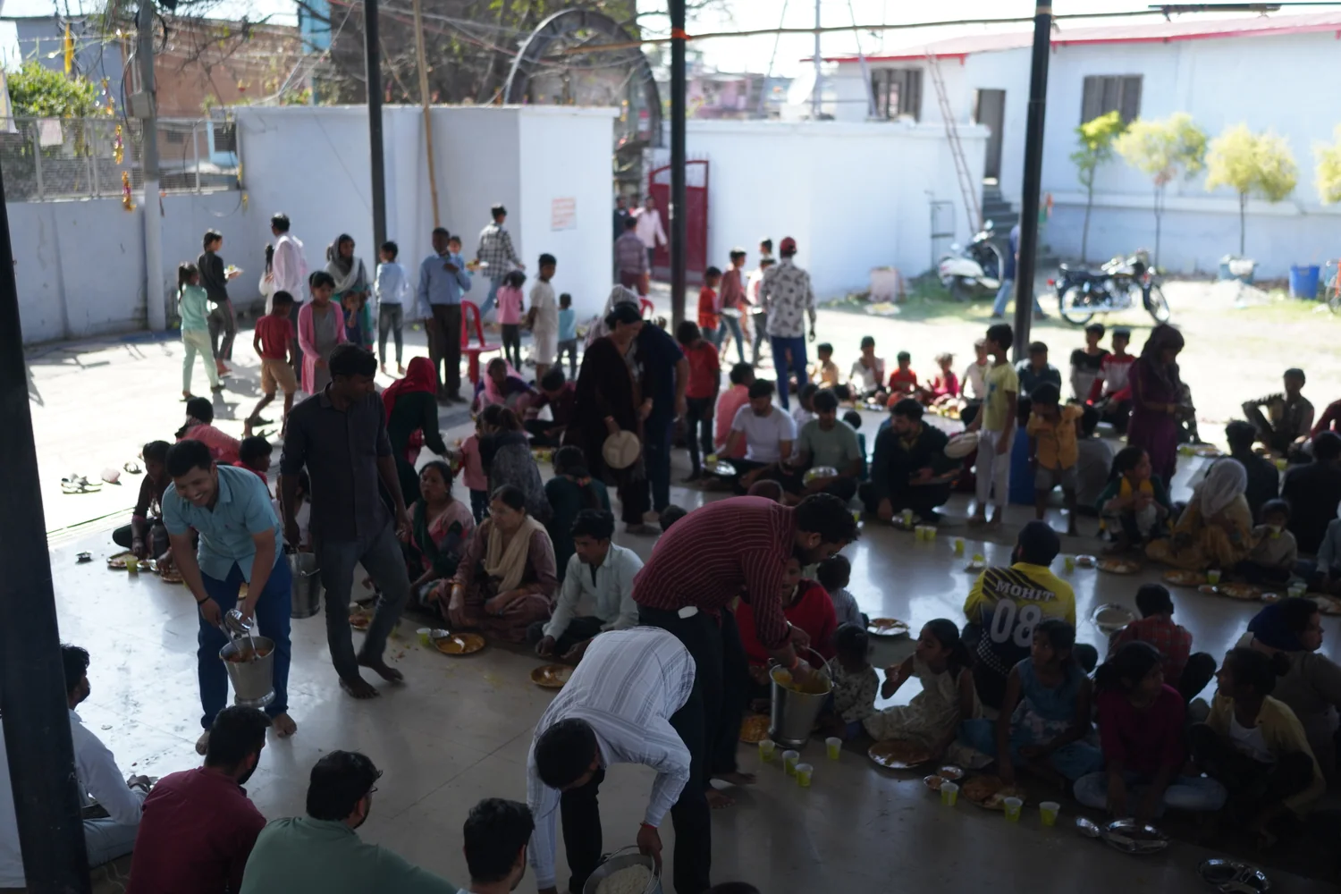Volunteers and participants during the community meal.